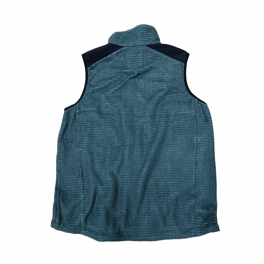 cayl, alpha vest, dark green. – 4T2, gone running.