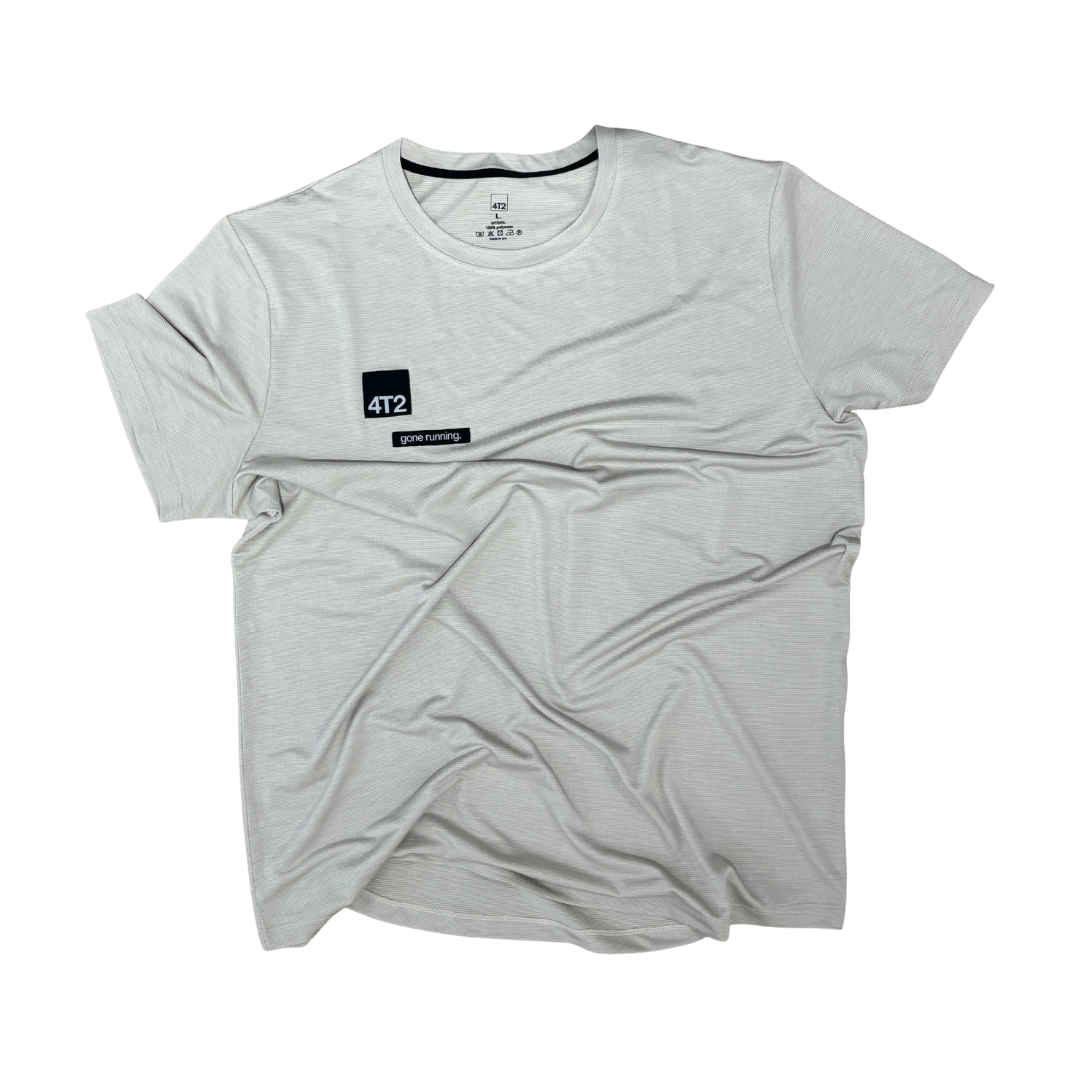 classic shortsleeve, ivory. – 4T2, gone running.
